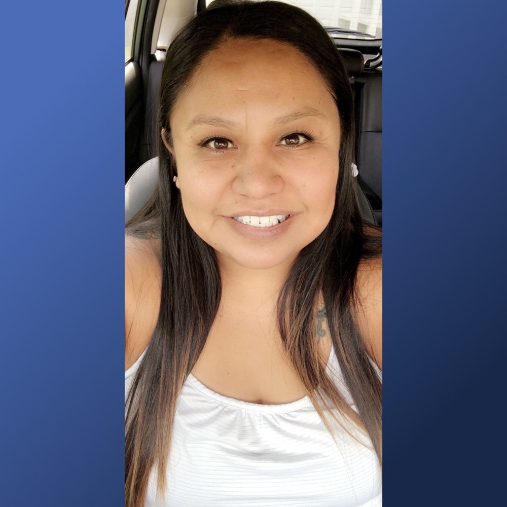 Meet your Posher, Tia